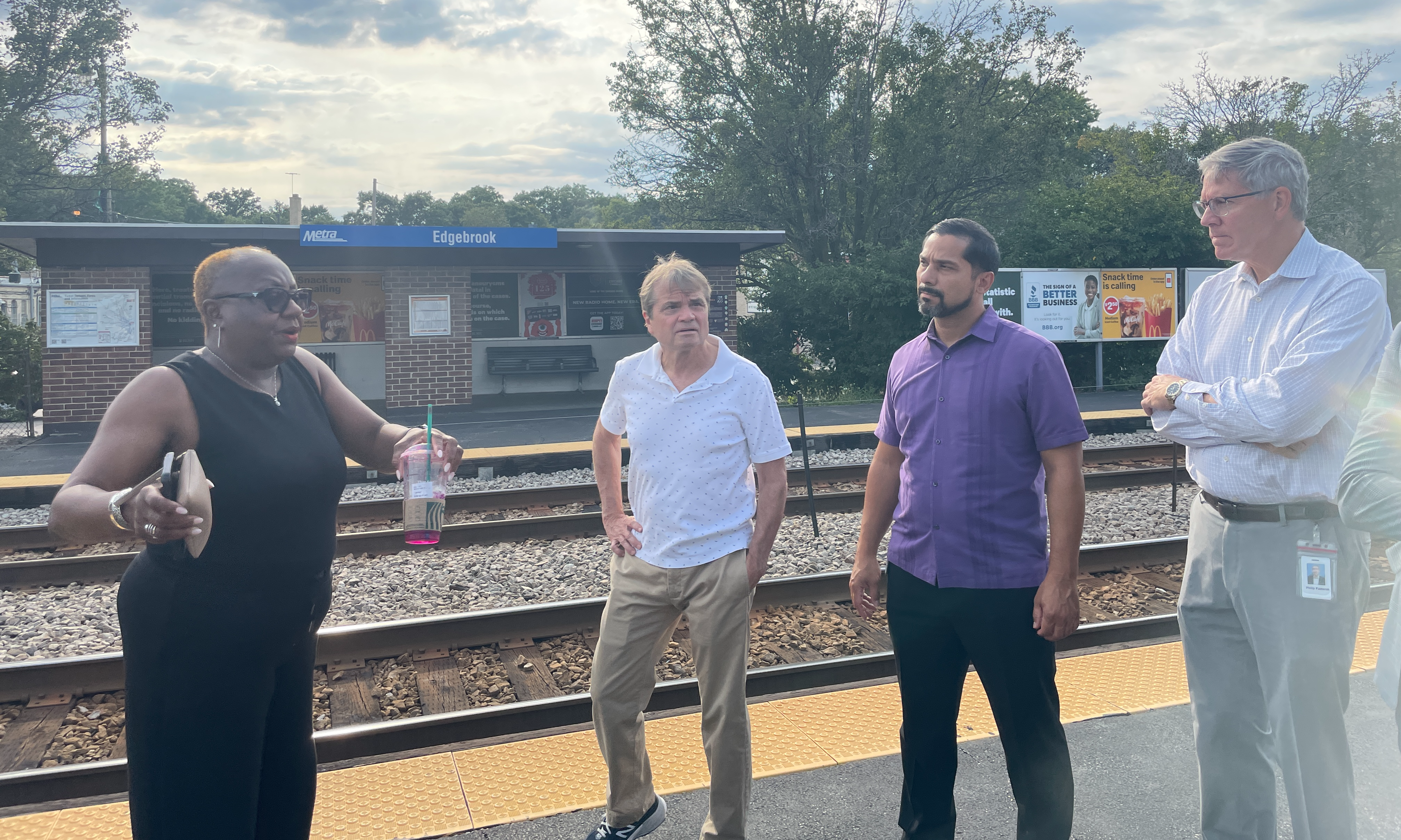 Metra Edgebrook Station